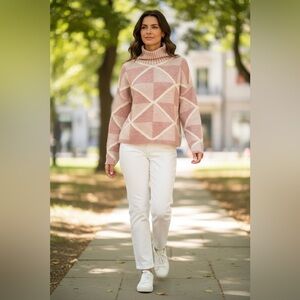 Pinch Diamond Pattern Turtle Neck Sweater